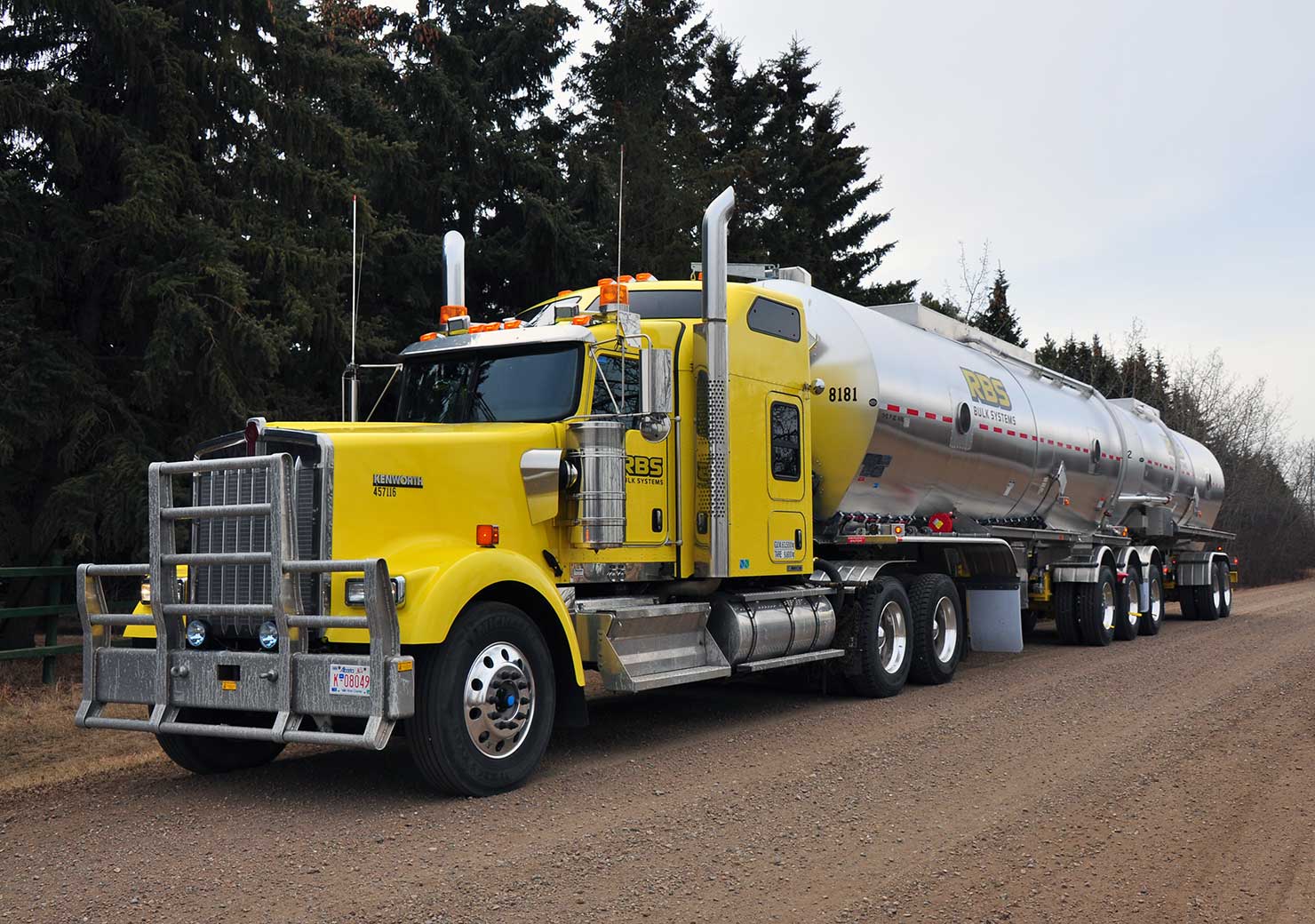 Photo of yellow RBS Bulk Systems truck